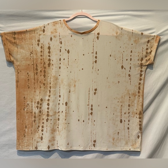 NWOT - Marla Wynne Short Sleeve Flowy Knit Top size L - Neutral Shades - Picture 4 of 8